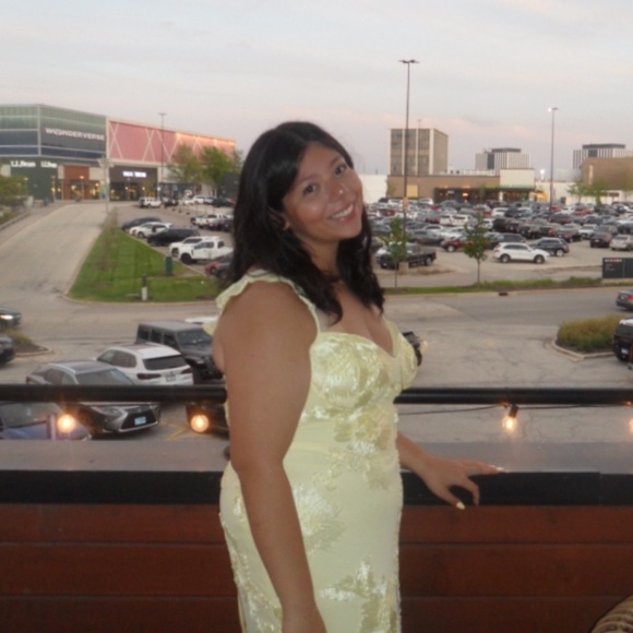 bellas_clothes0